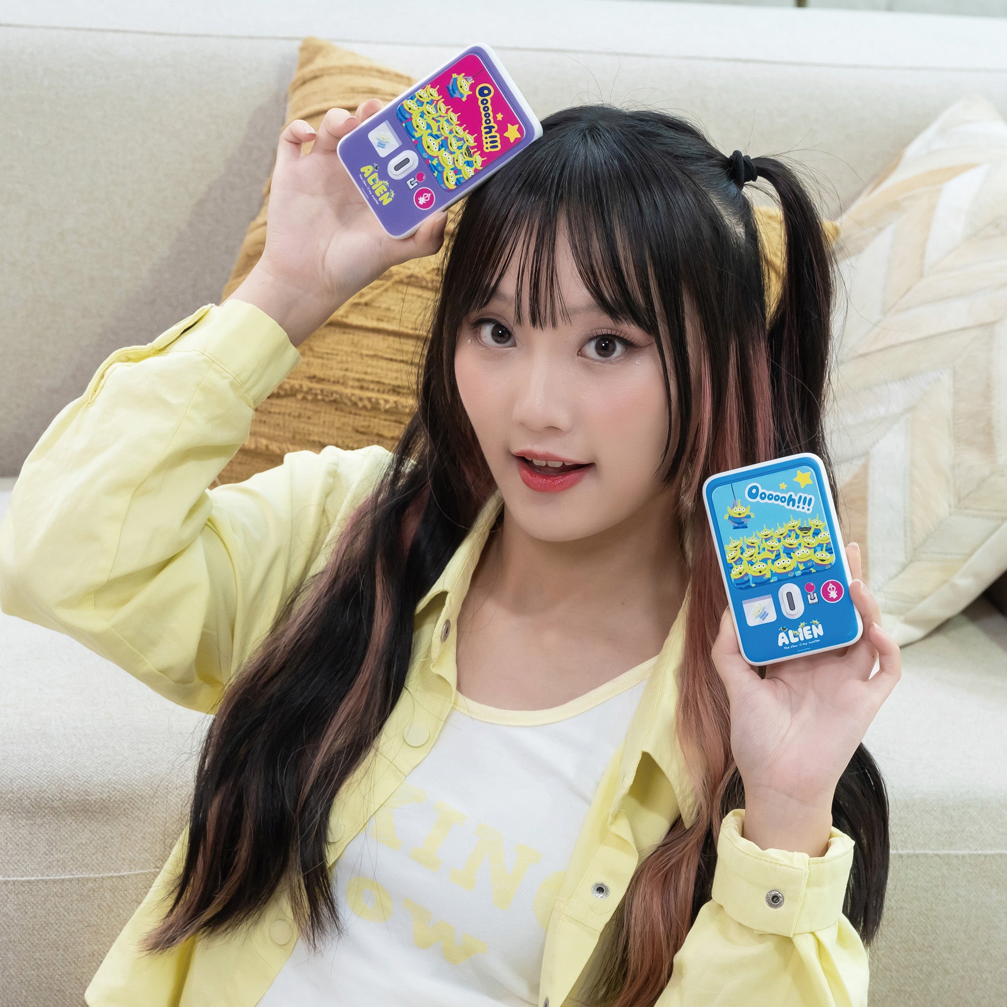 迪士尼角色輕擁你的充電世界 – 三合一磁吸無線快充行動電源