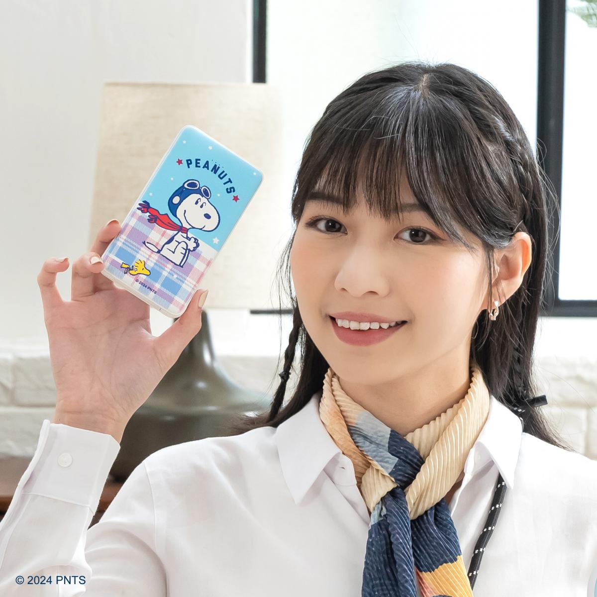 小牡蠣的溫柔擁抱 – 迪士尼自帶雙線行動電源系列