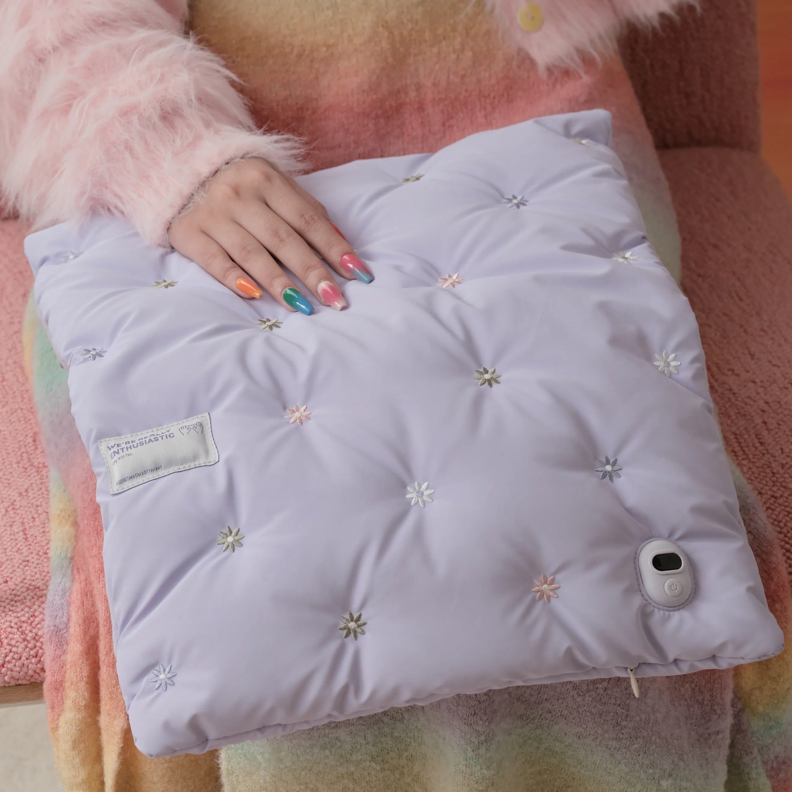 AISOLOVE RS3 即熱熱手袋 – 羽絨升級，360度全方位發熱，冬季暖手新選擇