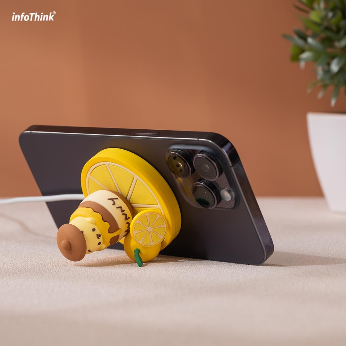 迪士尼磁吸充電盤的魔法小窩 – 超可愛無線快充系列，讓iPhone輕鬆滿電